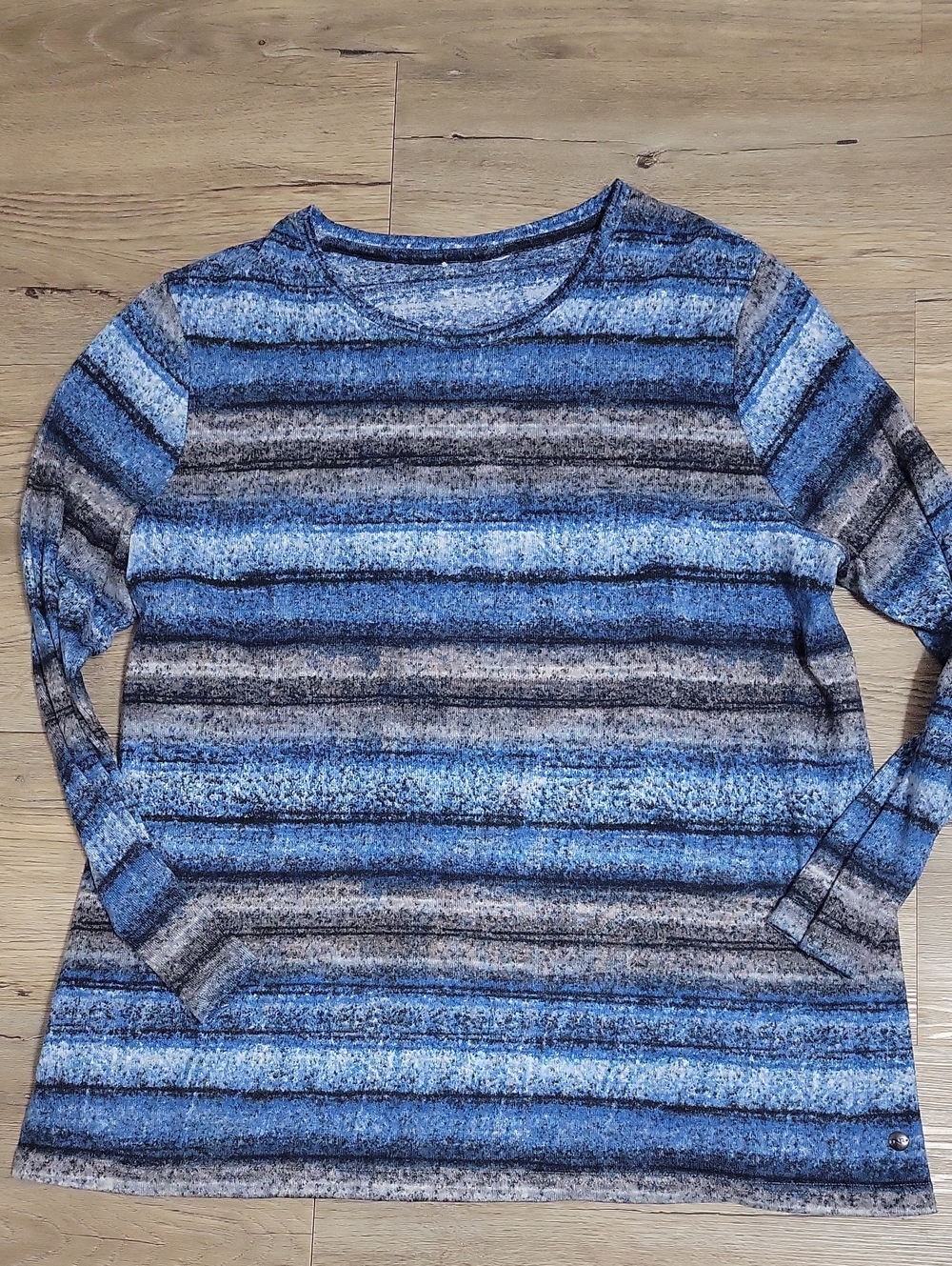 Northern Reflections Blue and Gray Crewneck Striped Sweater